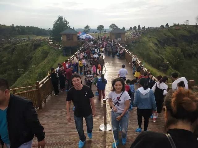 #旅游度假区#春游到南充,安逸得ban