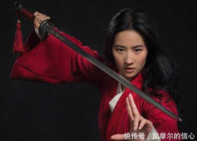  『晒出』刘亦菲无视质疑，晒出宅家近照，撞脸奶茶妹妹