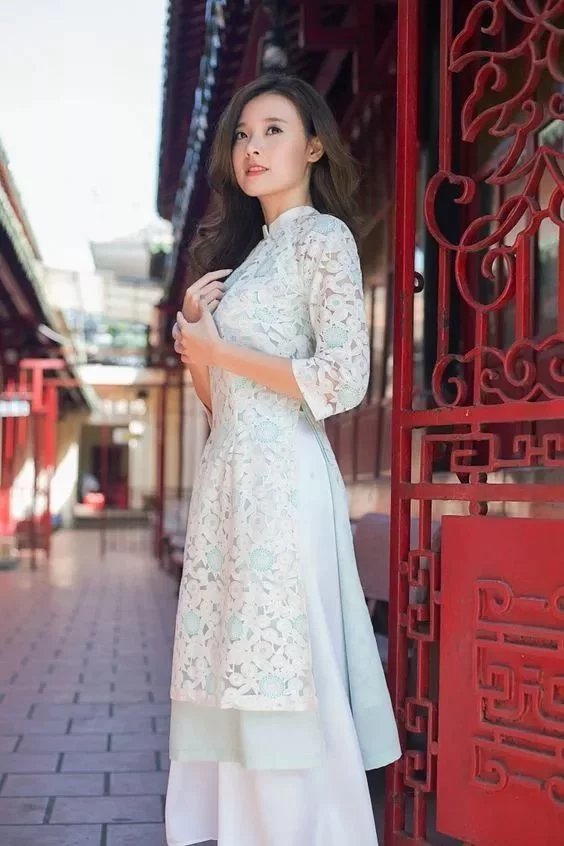 忍不住了！必须曝光！越南美女穿的太诱惑！看完内心久久不能平静