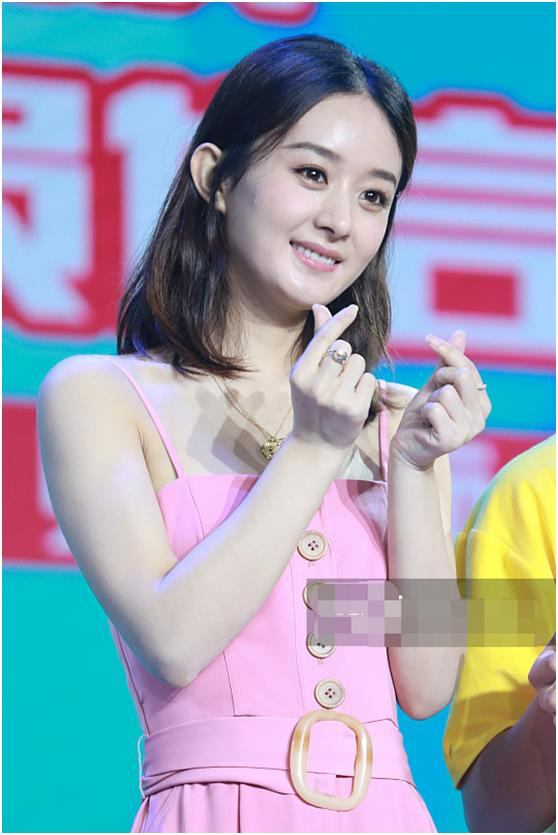 “怀孕”风波引热议！赵丽颖用完美身线作回应！谣言不攻自破！