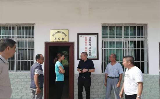  #提高#村干部将提高工资，2020年村干部工资新标准，看看每月拿