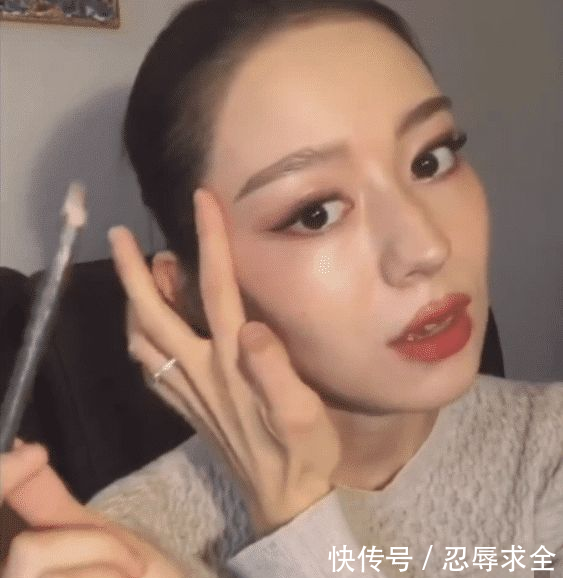  「出镜」郎朗老婆吉娜被吐槽沦为网红后，罕见素颜出镜，颜值被赞惊为天人