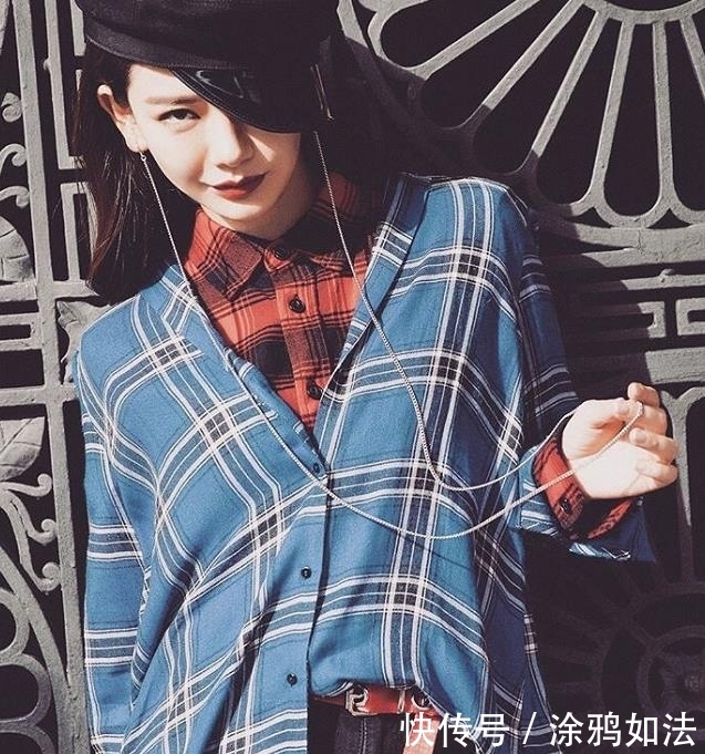 『时尚』“单穿”衬衫已经失宠了!今年流行的是“叠穿”,简约时尚又高级