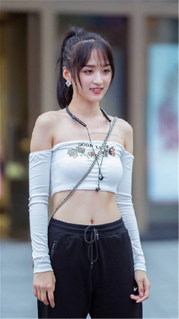  [少女]越简单搭配就越能穿出时尚, 这么穿搭, 活力四射少女感十足