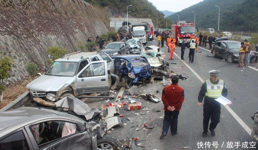 车主日常被高速限速规定困惑！交通部：我要是不限速，你敢跑吗？