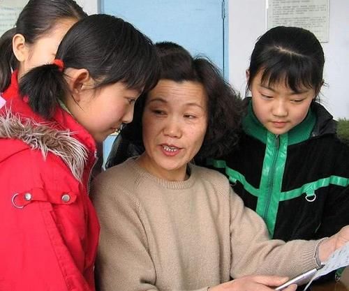  明年@明年起，这2类人待遇比公务员还好，成为“铁饭碗”老大！