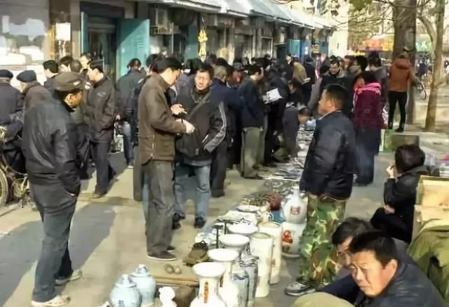 古玩市场萧条：谁之过？谁该负责？