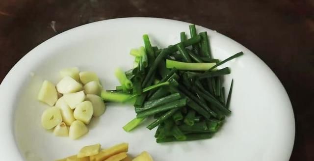  不腻■肉鲜味美，鲜美入味，连吃一周都不腻，做法还简单，小白都会真香