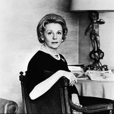 如何才能坐上四大时装周秀场的头排?