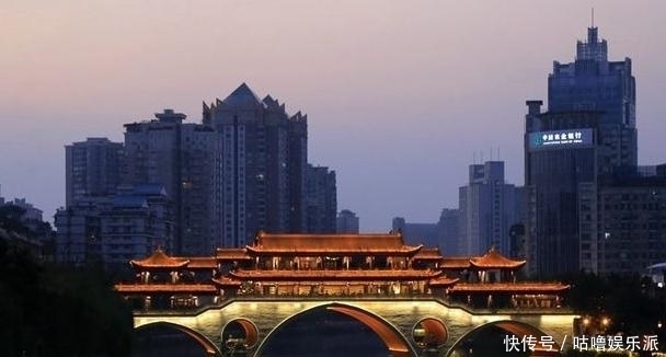  垫底■中国评出十大“时尚”城市：上海和成都并列第一，深圳 南