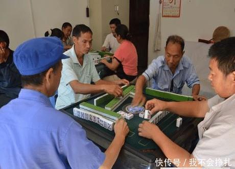  工作：有的农民整天喝酒打牌，却又不缺钱，这是为什么呢？