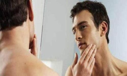 男生18岁后就变帅?主要是这4个原因,特别第4个,女生觉得很man