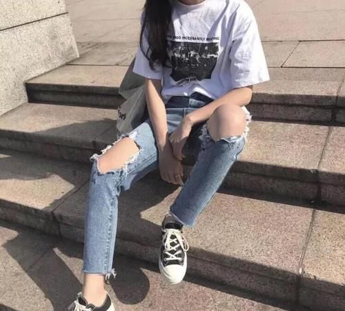  「气质」牛仔裤才是春天的主流，不同身材都能穿，气质提升好几档