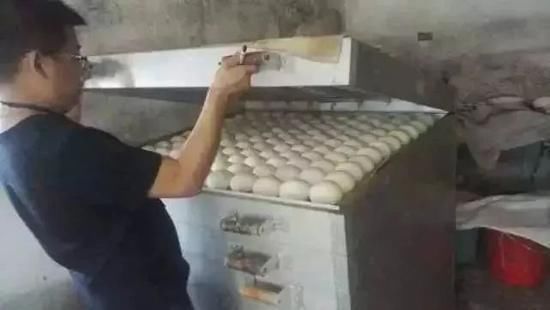 都说这种网红食品中的食品添加剂是致癌物，差点我就信了