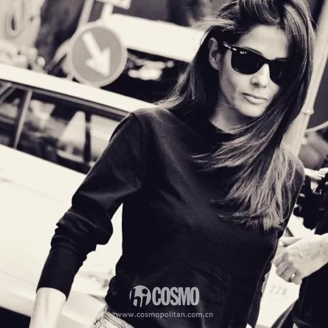 时髦办｜这位40岁美女律师告诉我：要花更多的钱买更少衣服