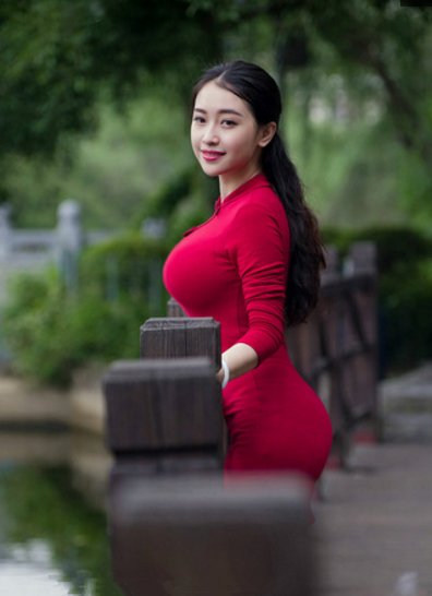 最能体现东方女性没美的服装:旗袍,将婀娜多姿的身材一览无余!