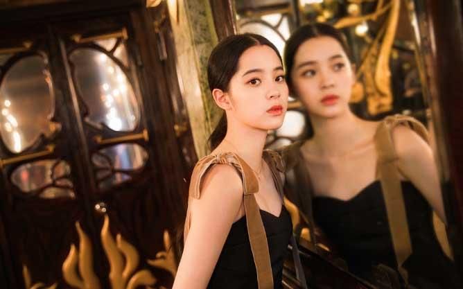 欧阳娜娜性感优雅写真图片