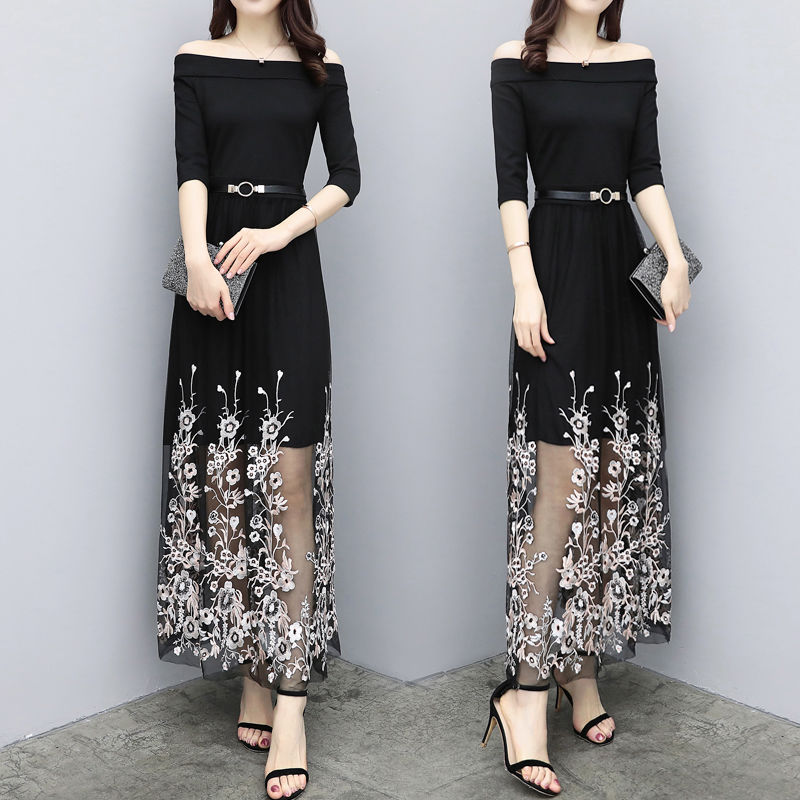 39岁的妈妈真没故意扮嫩，全靠减龄连衣裙，嫩的像20岁小姑娘