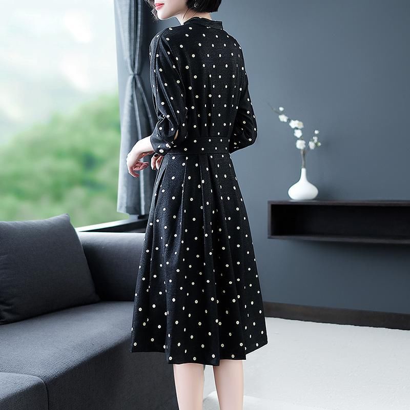 老婆以前不会打扮，发工资给她买了这欧货裙，没被人看出她48岁