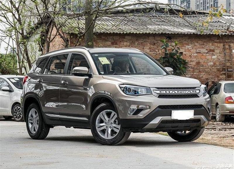 『舒适』轿车谁开谁舒适,为何越来越多的人爱买SUV?车主:你懂什么?
