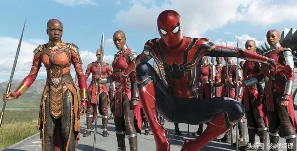 冯小刚崔永元微博又开撕；官方辟谣《毒液》已过审！