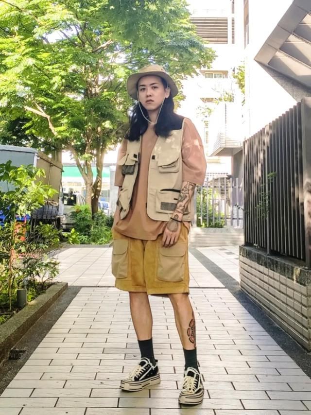  「渔夫帽」能把「渔夫帽」戴好的男人，不只是酷而已