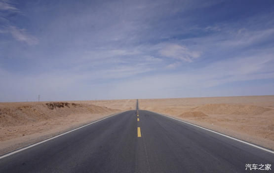 万里西游川甘青新第16天穿越大柴旦盐碱荒漠无人区游水上雅丹