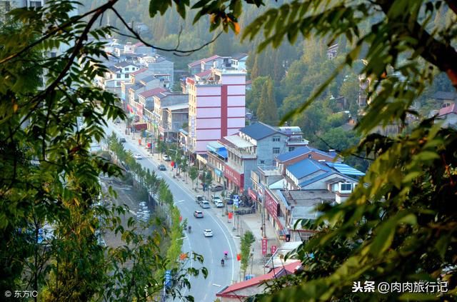 厉害了我大陕西，这条媲美郭亮村的挂壁公路，堪称世界第九大奇迹