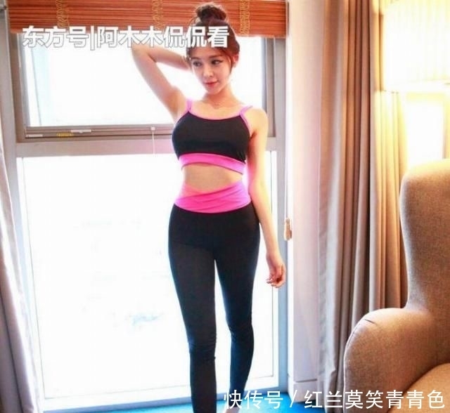 「布料」青春靓丽的打底裤女孩,突显魅力小蛮腰,甜美动人!