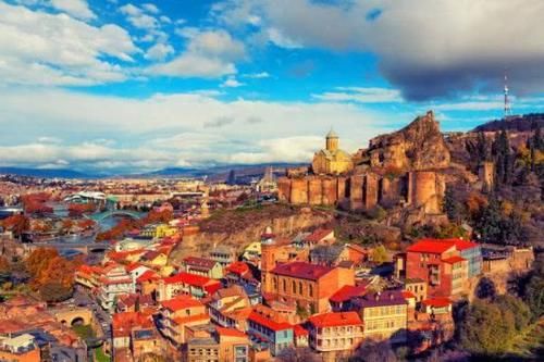 在越南，拥有10万人民币算不算有钱人？听听当地姑娘怎么说