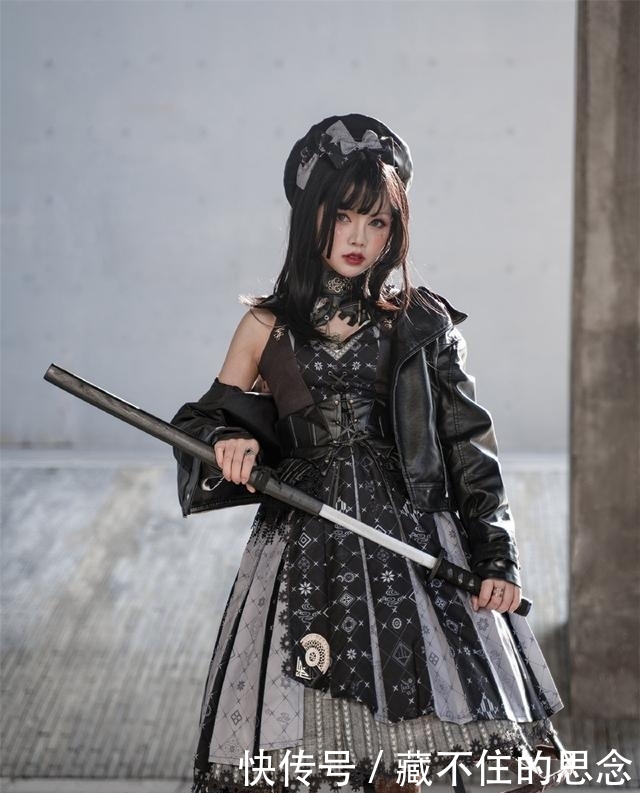 【挑选腰封】lo娘如何拯救“孕款”洛丽塔?试试这个被忽略的单品,显瘦又修身