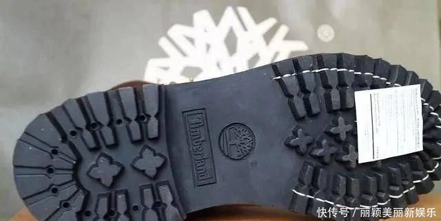 Timberland添柏岚■Timberland大黄靴拆箱,“踢不烂”是一双漂亮又好穿的鞋