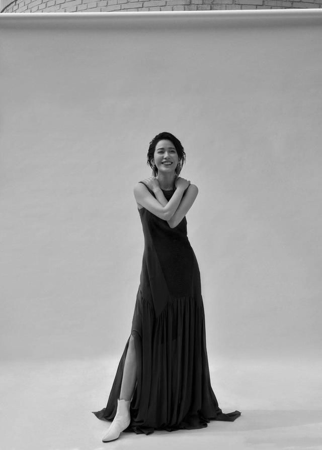 46岁的陶虹遇见47岁的俞飞鸿，这次气质美貌都不重要了