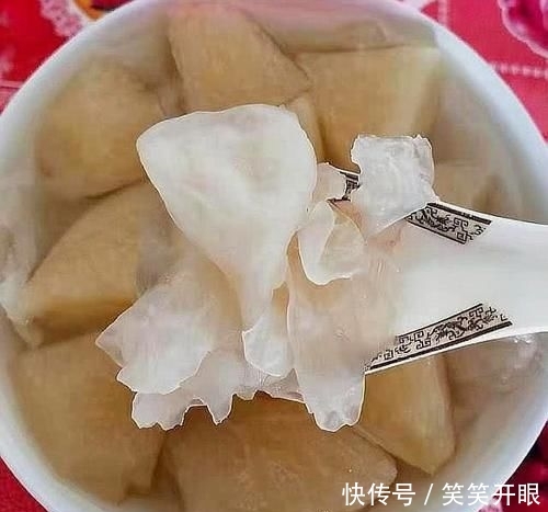 #女人#银耳和它一起煮，女人常吃，色斑不见了，皱纹也减少了