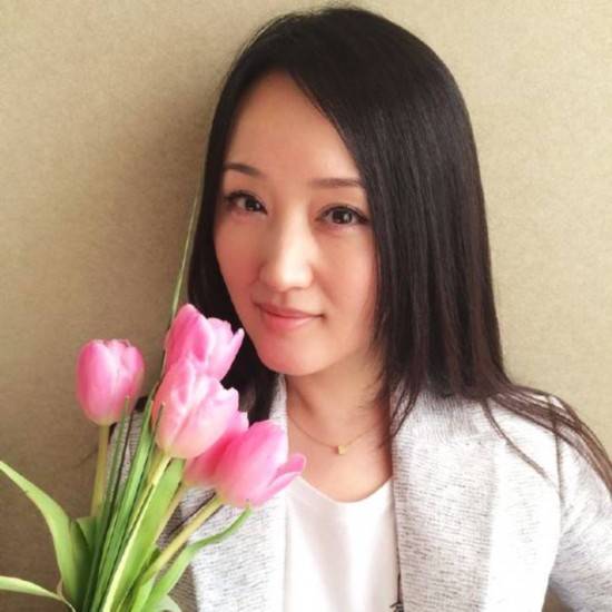 杨钰莹17年前照片惊艳众人 堪称女生拍照模板