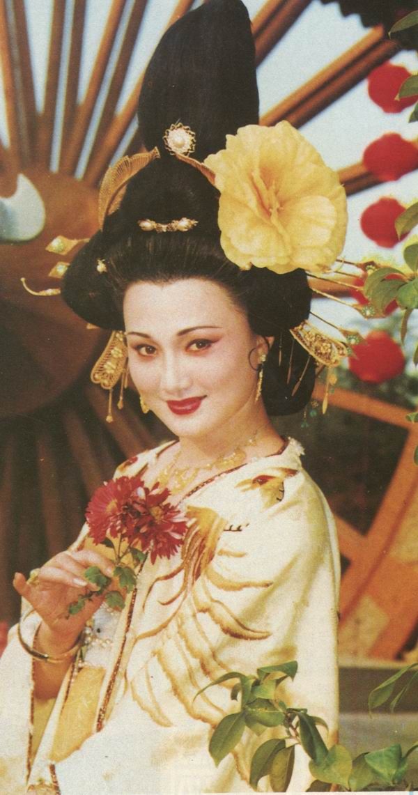  『博主』中国历朝历代“美妆博主”同开直播会怎样？造型之美直接碾压当今古装剧