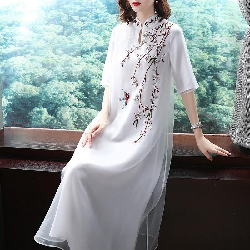 惊艳了世界的‘中国风茶服’，比旗袍雅致，美轮美奂，上身超漂亮