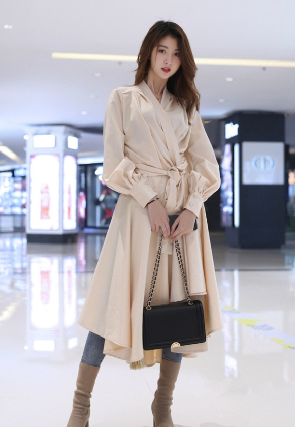 街拍，图1连衣裙，图2开叉裙，图3修身牛仔裤