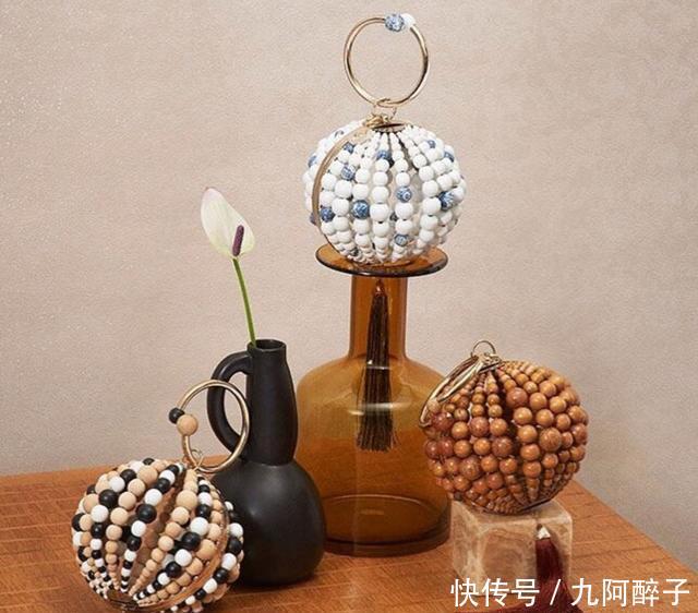  色彩■禁止无趣！谁背谁时髦的串珠包大合集！DIY手工串珠
