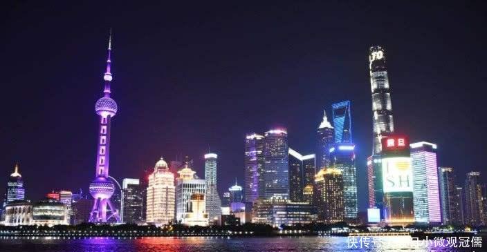  #中国#中国人到底多幸福？美国青年：中国人的幸福，我们真的难