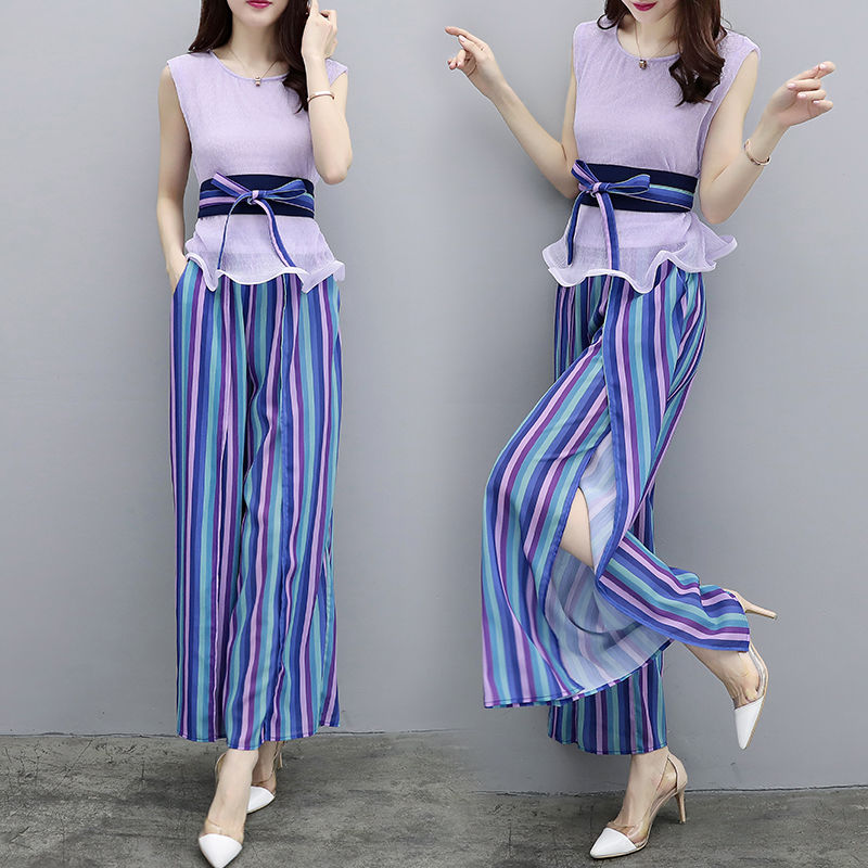 45岁老板娘从来不穿裙子，身上的套装够洋气，藏不住的女神魅力