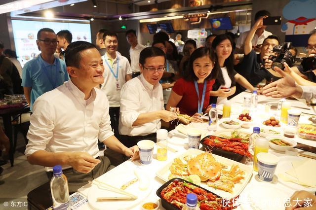 抖音的出现瞬间打败了腾讯,马化腾脸都绿了,张