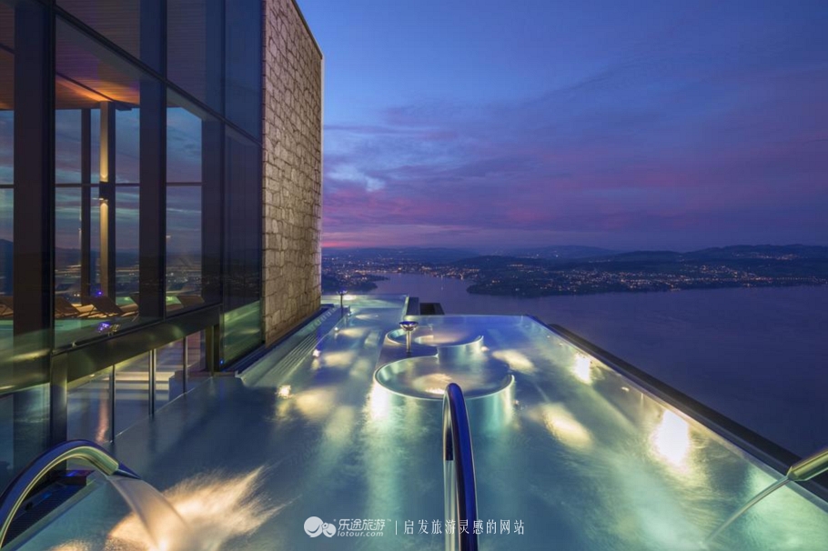 奥黛丽赫本最倾慕的结婚圣地,如今又有天空泳池