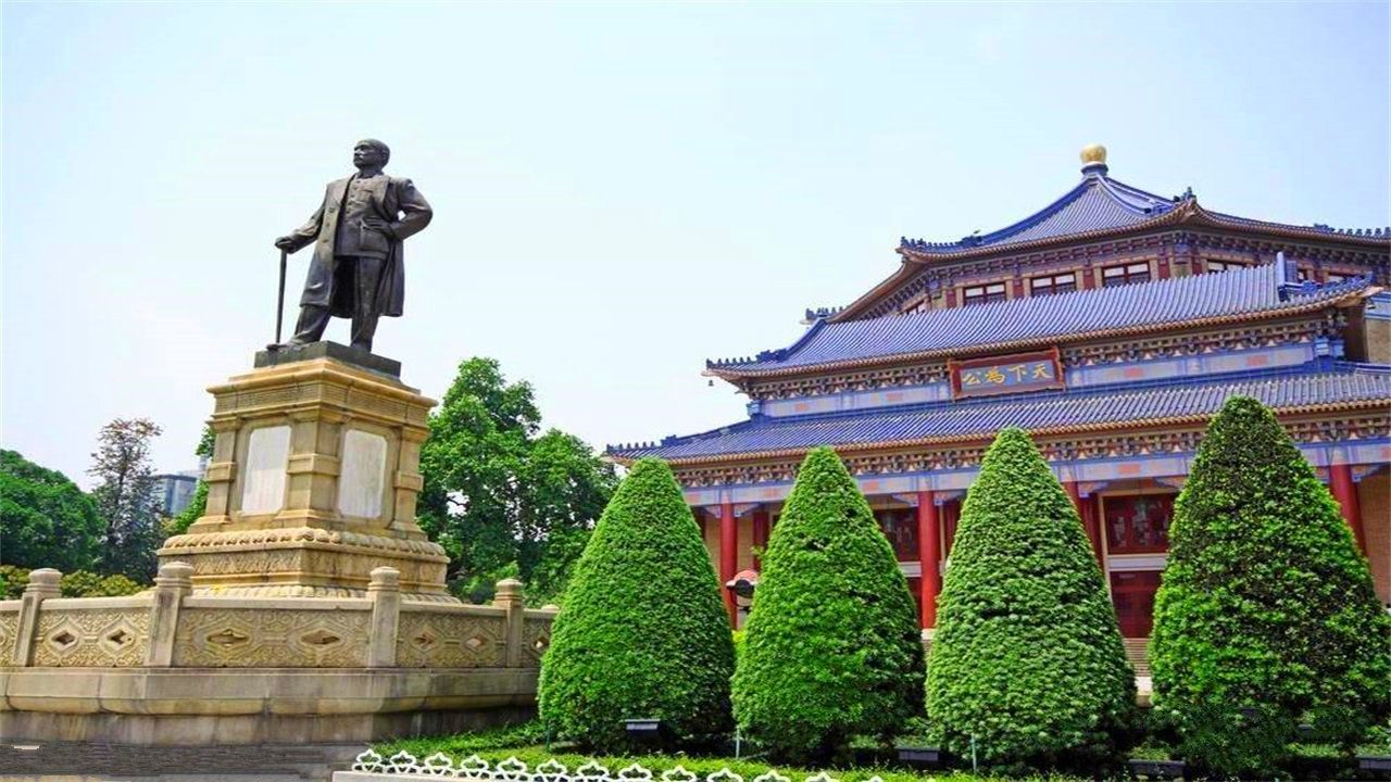  「唯一」中国唯一一个以伟人名字命名的城市，现在是二线城市，