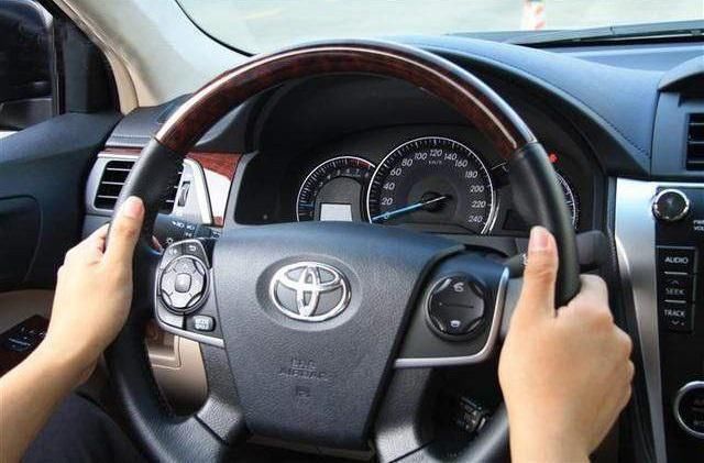  判断：如何判断司机到底是新手还是老司机？这些细节才能体现出