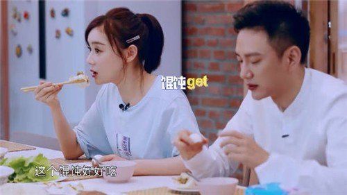 袁姗姗工作室辟谣“催吐”传言，马甲线女王的减肥日记了解吗?