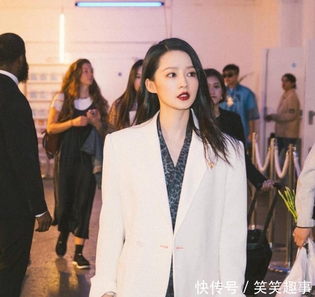  『西装』李沁,一个演技颜值都在线,却始终不温不火的演员,你喜欢她吗?