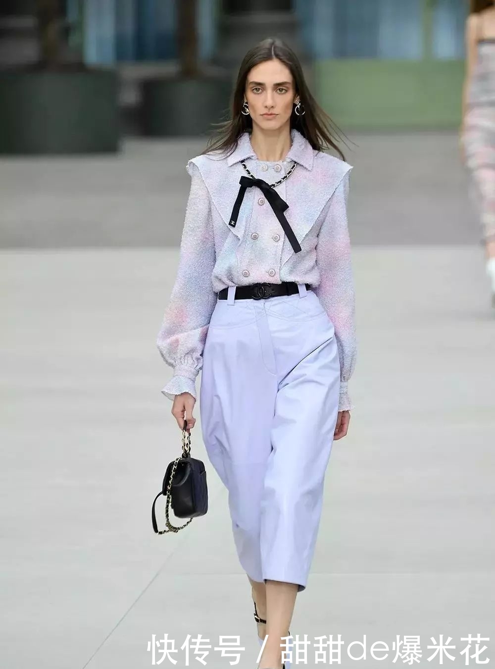 『旅程』搭乘 CHANEL 巴黎皇宫火车,开启通往新时代的旅程