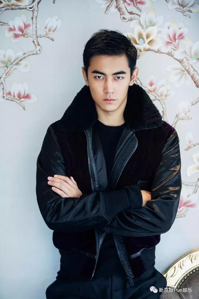 纪凌尘分手20天后发声:作为男人该隐忍，但谣言伤害到家人是底线