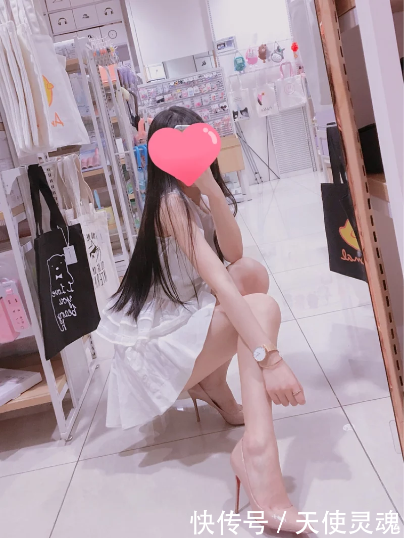 如若望穿秋水，你的身型就能与高跟鞋完美融合